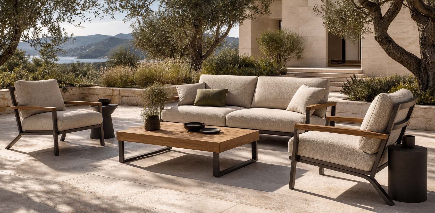 How to Choose Outdoor Seating That Lasts